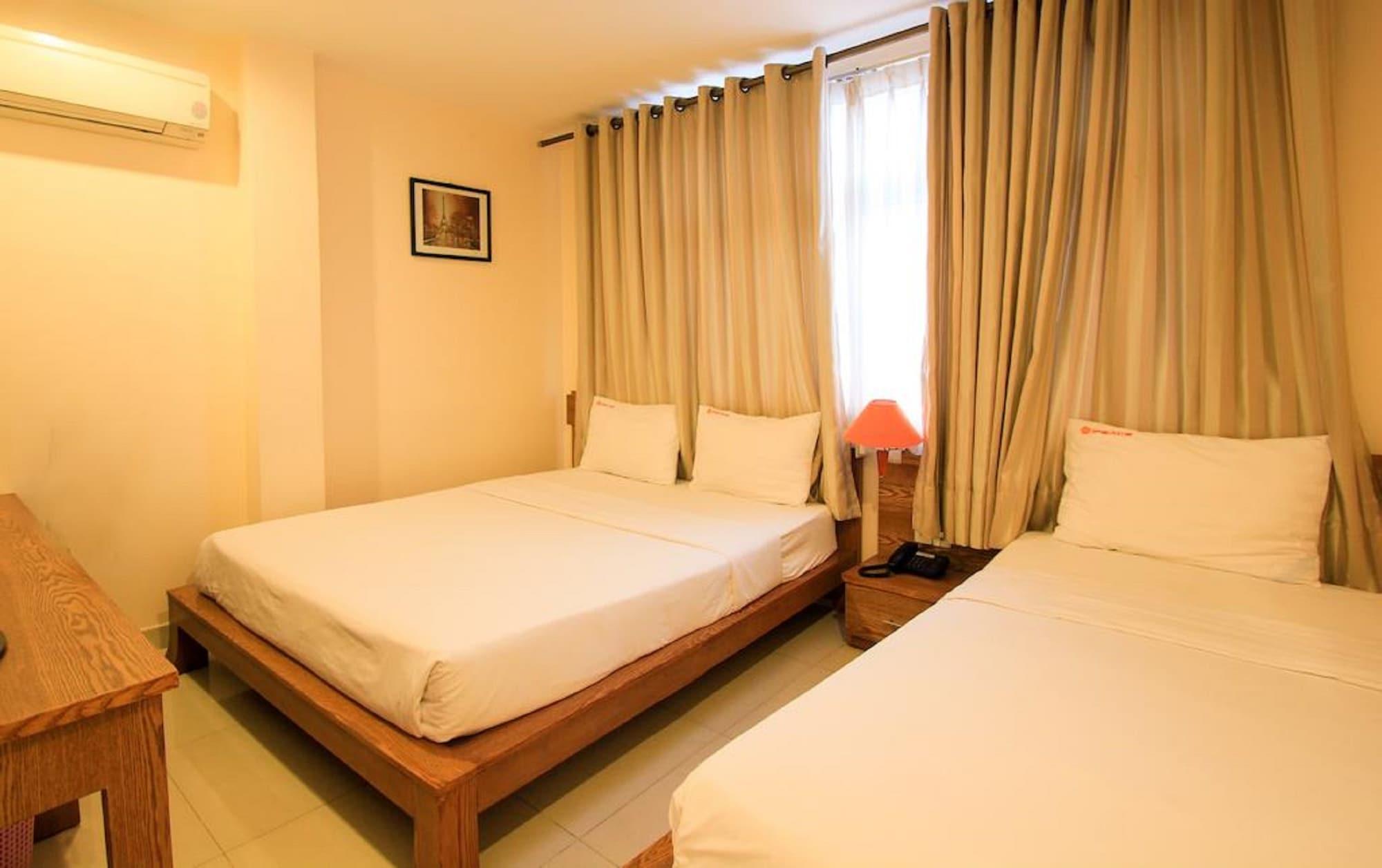 Ipeace Hotel - Bui Vien Walking Street Хошимін Екстер'єр фото