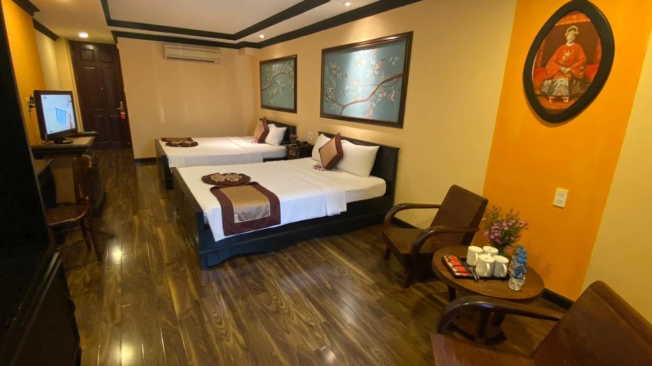 Ipeace Hotel - Bui Vien Walking Street Хошимін Екстер'єр фото