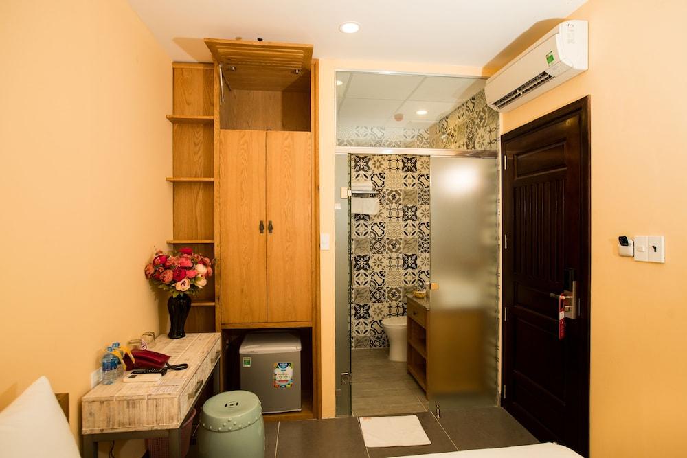Ipeace Hotel - Bui Vien Walking Street Хошимін Екстер'єр фото