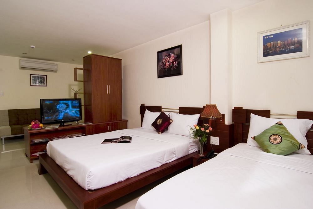 Ipeace Hotel - Bui Vien Walking Street Хошимін Екстер'єр фото