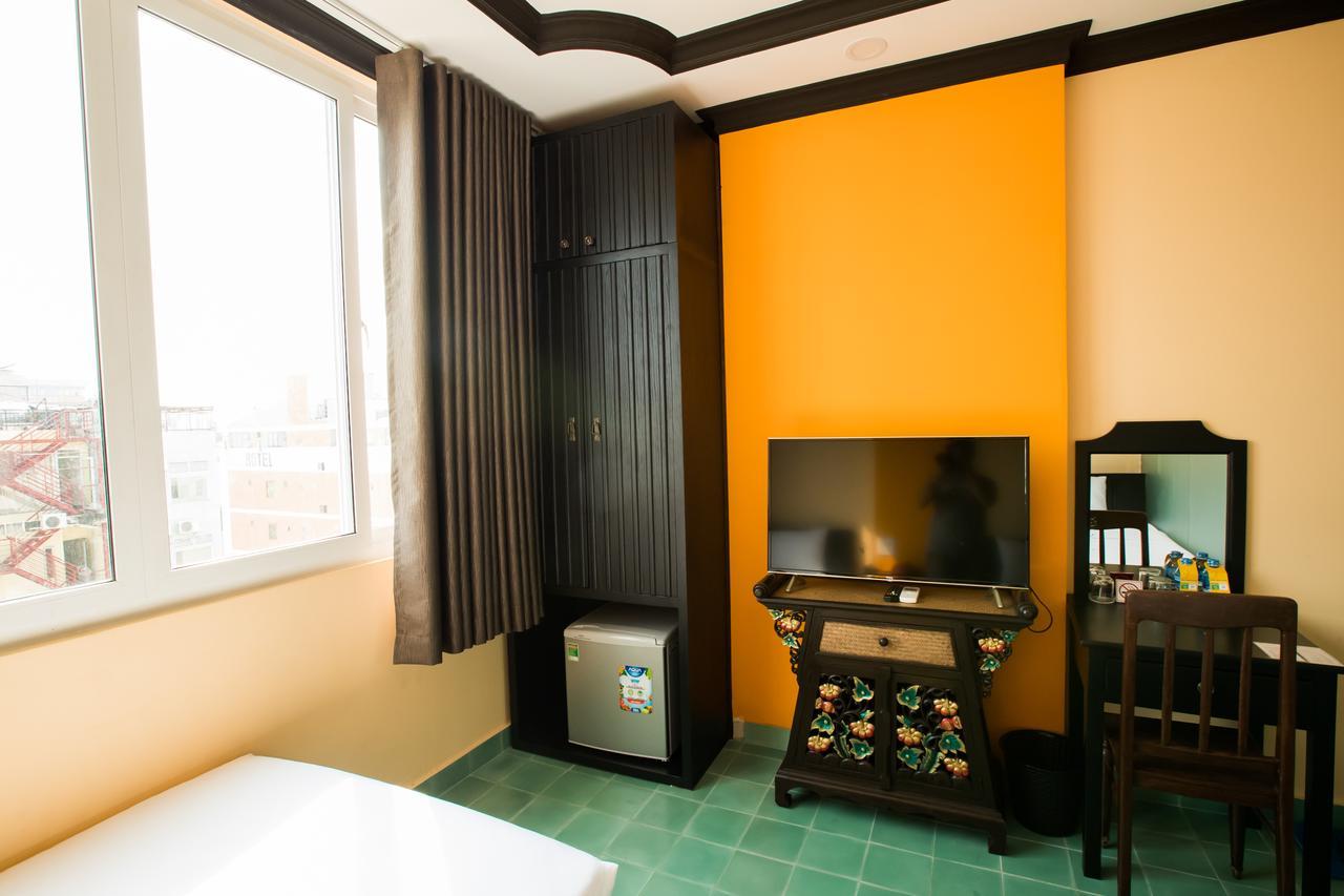 Ipeace Hotel - Bui Vien Walking Street Хошимін Екстер'єр фото